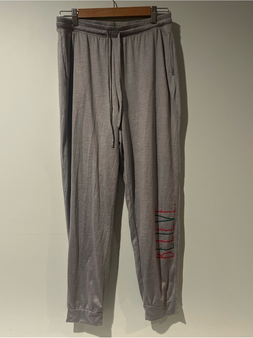 Rae Dunn Women’s Believe Jogger Sweatpants Gray Lounge Pants, Size Large
